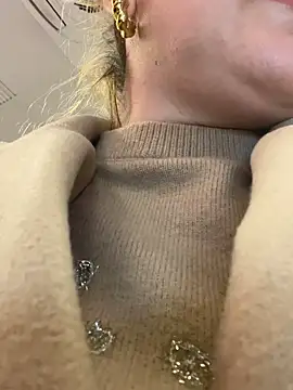 Snapshot of Maria3879 chatting on April 2026 06:08:02 PM Maria3879 online show from April 2026 06:08:02 PM