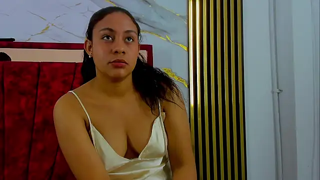 Snapshot of Tiana_hots chatting on March 2026 01:31:02 AM Tiana hots online show from March 2026 01:31:02 AM