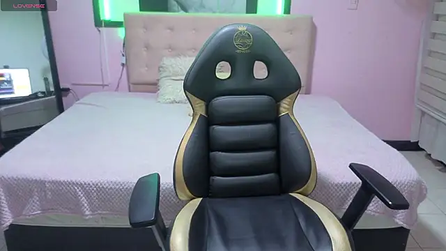 Milly 1 x online show from March 2026 06:02:02 PM