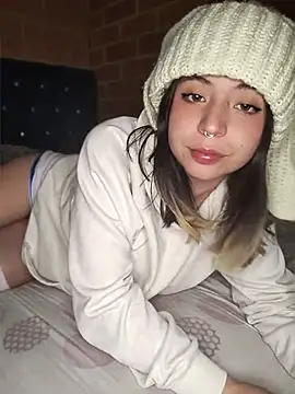 Petite CherryX online show from April 2026 01:26:01 AM