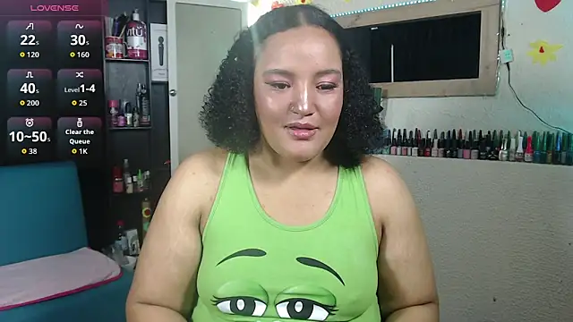 SofiaRoyal2308 online show from March 2026 04:01:02 AM