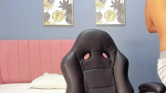 tom strong1 online show from March 2026 12:01:02 AM