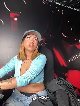 Snapshot of Laila_LS chatting on March 2026 03:39:01 PM Laila LS online show from March 2026 03:39:01 PM