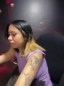 Snapshot of Laila_LS chatting on March 2026 01:17:01 PM Laila LS online show from March 2026 01:17:01 PM