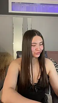 Snapshot of IceIcebabe_ chatting on March 2026 02:26:01 AM IceIcebabe online show from March 2026 02:26:01 AM