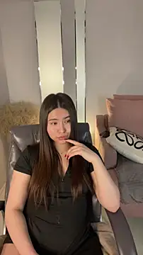 Snapshot of IceIcebabe_ chatting on March 2026 01:10:01 AM IceIcebabe online show from March 2026 01:10:01 AM