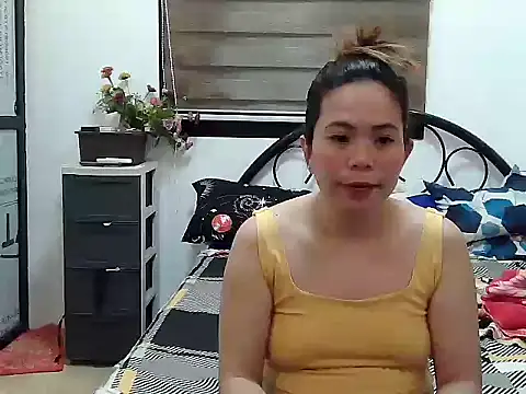 sweetciendy online show from April 2026 06:39:01 PM