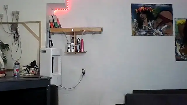 Snapshot of Anna-Cash chatting on June 2026 04:01:01 PM Anna-Cash online show from June 2026 04:01:01 PM