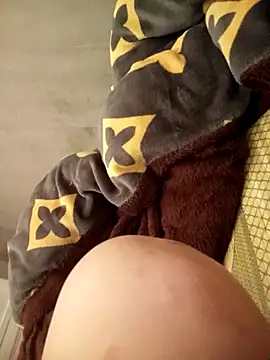 Snapshot of -Tiduta- chatting on April 2026 05:41:01 AM -Tiduta- online show from April 2026 05:41:01 AM