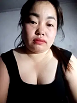 Snapshot of -Tiduta- chatting on April 2026 10:45:01 PM -Tiduta- online show from April 2026 10:45:01 PM