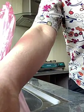 tieuvy6 online show from April 2026 03:12:01 AM