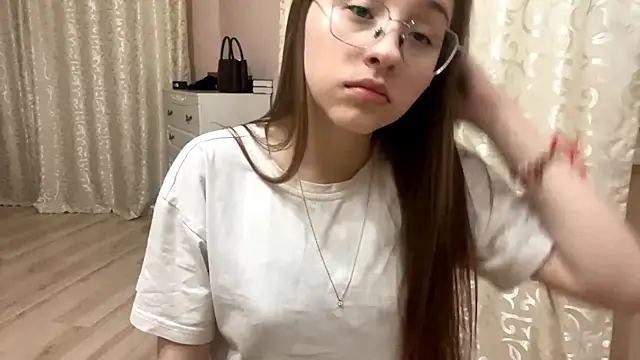 Vickyfaith online show from April 2026 09:19:01 PM