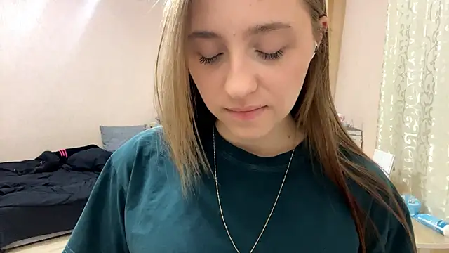 Vickyfaith online show from April 2026 07:58:02 PM