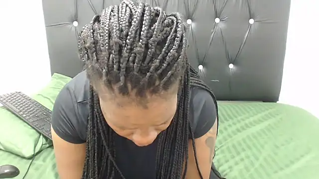 Snapshot of xxJuicyLipsx01 chatting on March 2026 05:01:02 PM xxJuicyLipsx01 online show from March 2026 05:01:02 PM