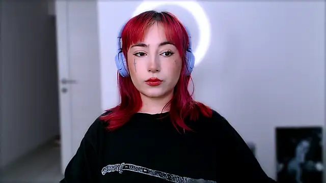 Snapshot of MistressEdith chatting on April 2026 05:52:01 AM MistressEdith online show from April 2026 05:52:01 AM