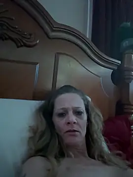 MaKeItWeT4200 online show from March 2026 09:58:02 AM