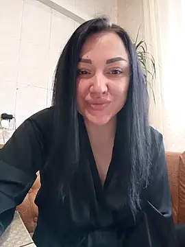 Elsie-Nora online show from April 2026 05:58:02 AM