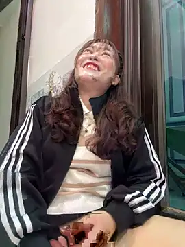 Snapshot of -Habin- chatting on April 2026 01:47:02 AM -Habin- online show from April 2026 01:47:02 AM