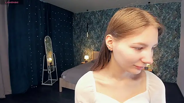 AndriaWhitford online show from April 2026 06:43:02 AM