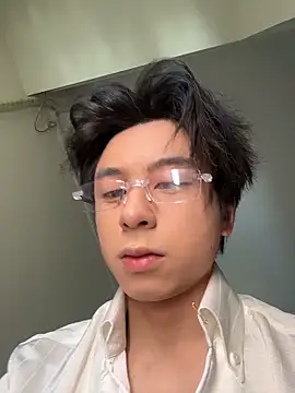 kissbaby-111 online show from April 2026 03:22:01 AM