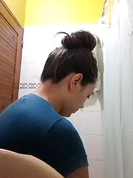 Snapshot of Isabelmotta_ chatting on April 2026 10:04:02 PM Isabelmotta online show from April 2026 10:04:02 PM