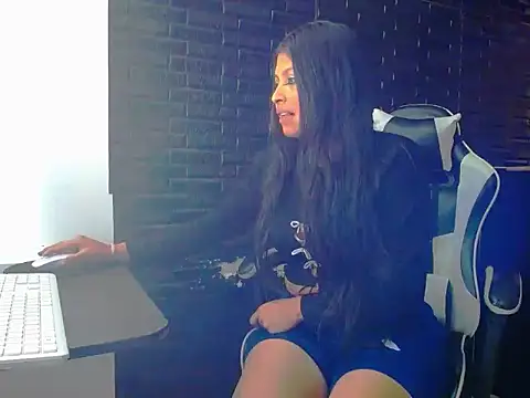 Snapshot of AuroraVelvet chatting on March 2026 03:10:02 AM AuroraVelvet online show from March 2026 03:10:02 AM