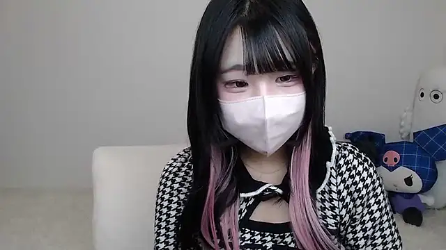 nanami nyann online show from March 2026 12:55:02 PM