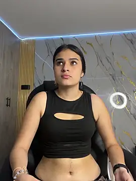 Snapshot of Valkiria77_Eup chatting on March 2026 11:48:01 PM Valkiria77 Eup online show from March 2026 11:48:01 PM