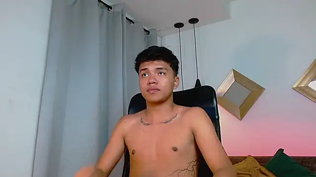 thiagosterling online show from May 2026 11:24:02 PM