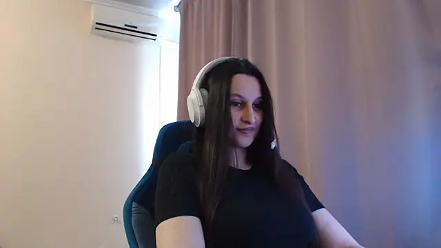 RiffedEye online show from April 2026 02:12:01 PM