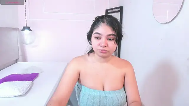 Snapshot of MilaHeat1 chatting on March 2026 07:47:01 PM MilaHeat1 online show from March 2026 07:47:01 PM