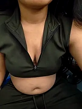 Snapshot of Ishika_baby_ chatting on April 2026 05:51:01 PM Ishika baby online show from April 2026 05:51:01 PM