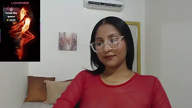 Snapshot of Rubi_Diamond_ chatting on March 2026 07:52:01 PM Rubi Diamond online show from March 2026 07:52:01 PM