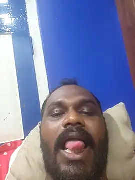 Snapshot of singletamilguy chatting on April 2026 09:35:01 PM singletamilguy online show from April 2026 09:35:01 PM