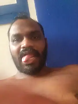 Snapshot of singletamilguy chatting on April 2026 06:47:02 AM singletamilguy online show from April 2026 06:47:02 AM