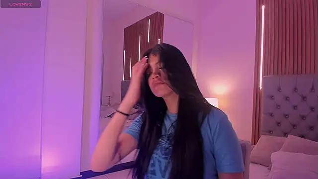 LiaSalvatore online show from March 2026 12:22:01 PM