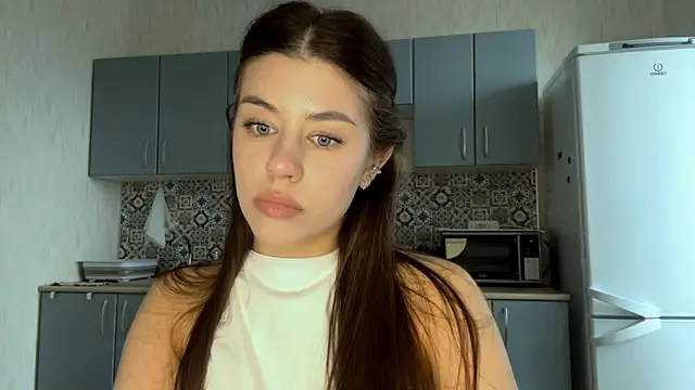 LypsiXo online show from April 2026 01:49:01 PM