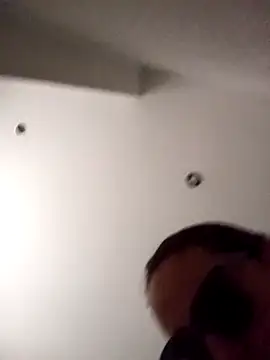 Snapshot of SabrinaVantress chatting on April 2026 07:44:02 PM SabrinaVantress online show from April 2026 07:44:02 PM