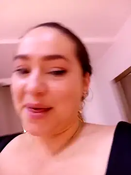 Snapshot of SabrinaVantress chatting on April 2026 05:36:02 AM SabrinaVantress online show from April 2026 05:36:02 AM