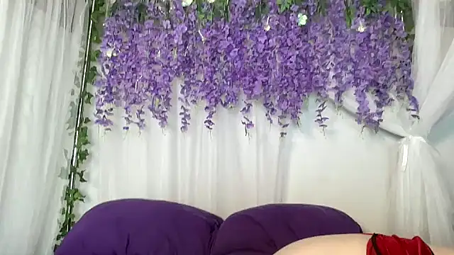 Snapshot of ElfGirlAna chatting on July 2026 02:56:01 PM ElfGirlAna online show from July 2026 02:56:01 PM