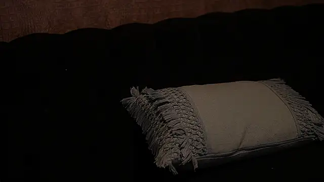 Snapshot of DaliaParis chatting on April 2026 09:01:02 PM DaliaParis online show from April 2026 09:01:02 PM