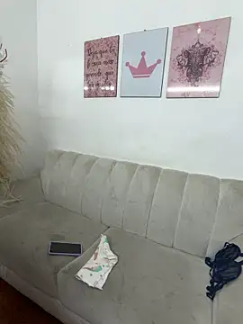 Snapshot of angel_rousse01 chatting on April 2026 01:27:02 PM angel rousse01 online show from April 2026 01:27:02 PM