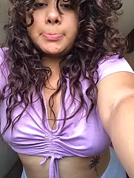 camilavixen20 online show from April 2026 05:57:01 PM