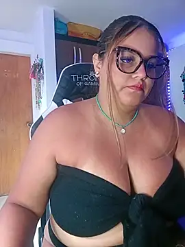 Snapshot of Bonny_rousse01 chatting on June 2026 12:40:02 PM Bonny rousse01 online show from June 2026 12:40:02 PM