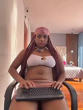 Snapshot of Kloe_rousse01 chatting on April 2026 08:57:01 PM Kloe rousse01 online show from April 2026 08:57:01 PM