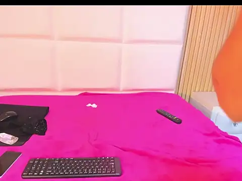 Snapshot of Melany_Rousse26 chatting on April 2026 01:22:02 AM Melany Rousse26 online show from April 2026 01:22:02 AM