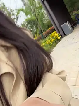 lucyxiaolulu online show from April 2026 01:14:01 AM