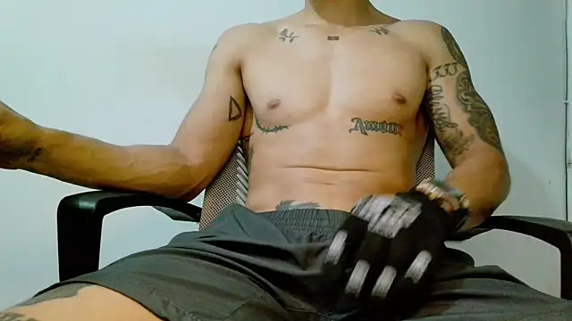 srghost333 online show from April 2026 04:43:01 AM