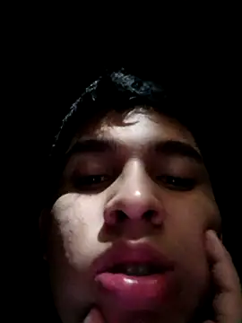 Snapshot of alee28728 chatting on April 2026 09:07:01 AM alee28728 online show from April 2026 09:07:01 AM