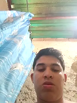 Snapshot of alee28728 chatting on April 2026 09:13:01 PM alee28728 online show from April 2026 09:13:01 PM